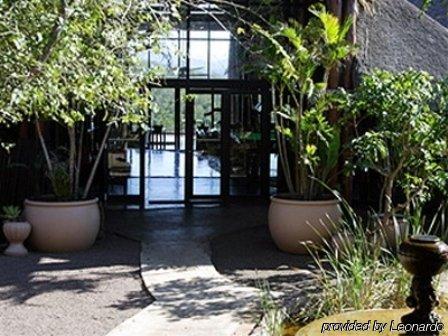 Zulu Nyala Game Lodge Хлухлуве Экстерьер фото