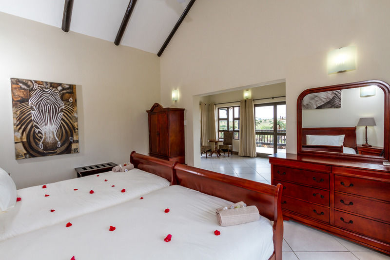 Zulu Nyala Game Lodge Хлухлуве Экстерьер фото