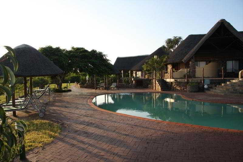 Zulu Nyala Game Lodge Хлухлуве Экстерьер фото